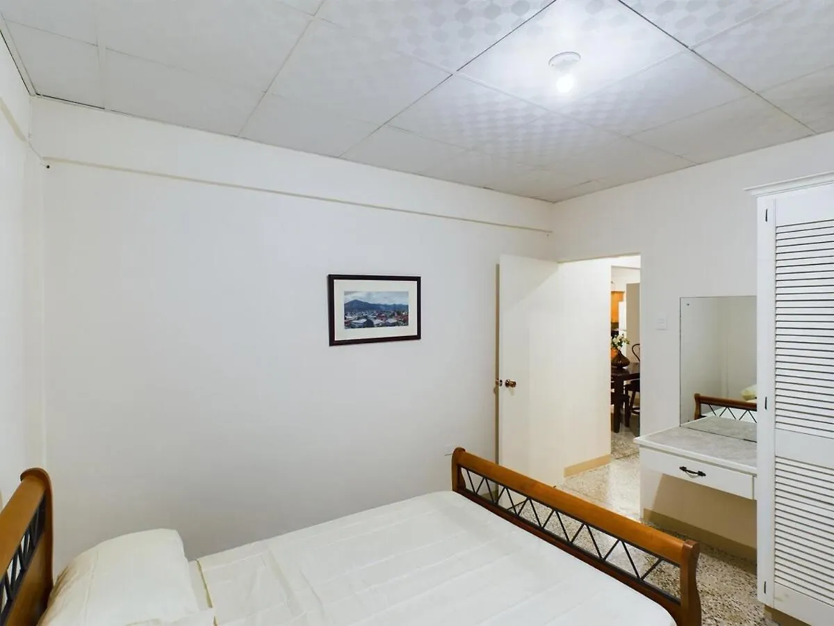 2 Bedroom Apartment Close To Pos Port of Spain 0*,